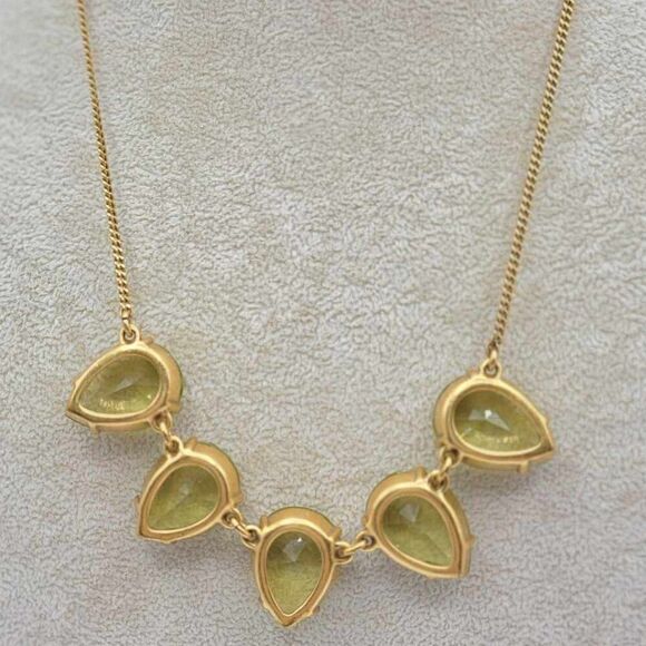 J Crew Green Pear Shaped Crystal 5 Stone Necklace - Picture 2 of 9